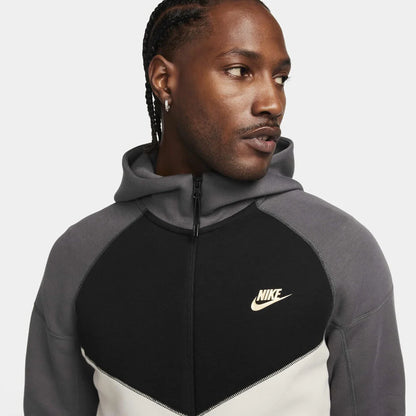 New Tech Fleece Nike