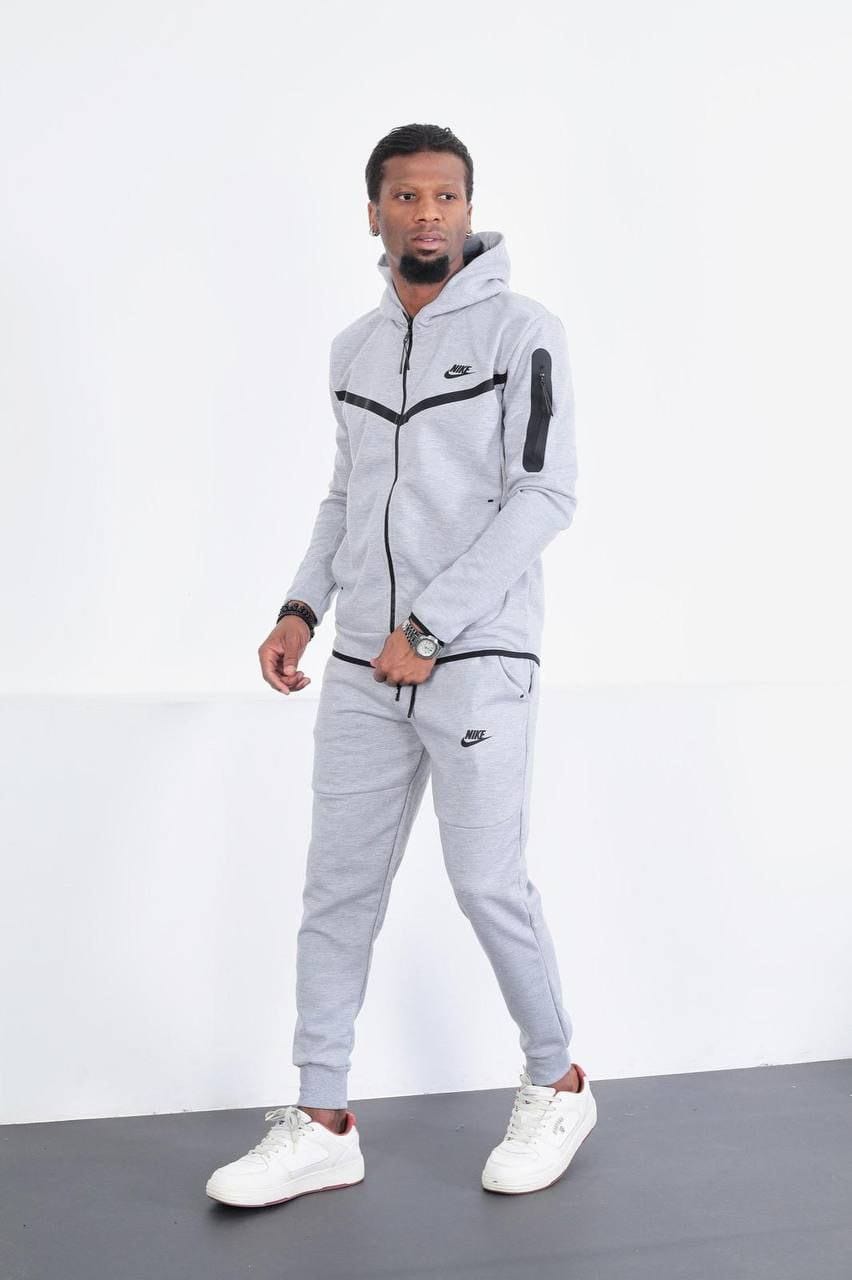 Nike Tech Fleece - Grey - prvyit