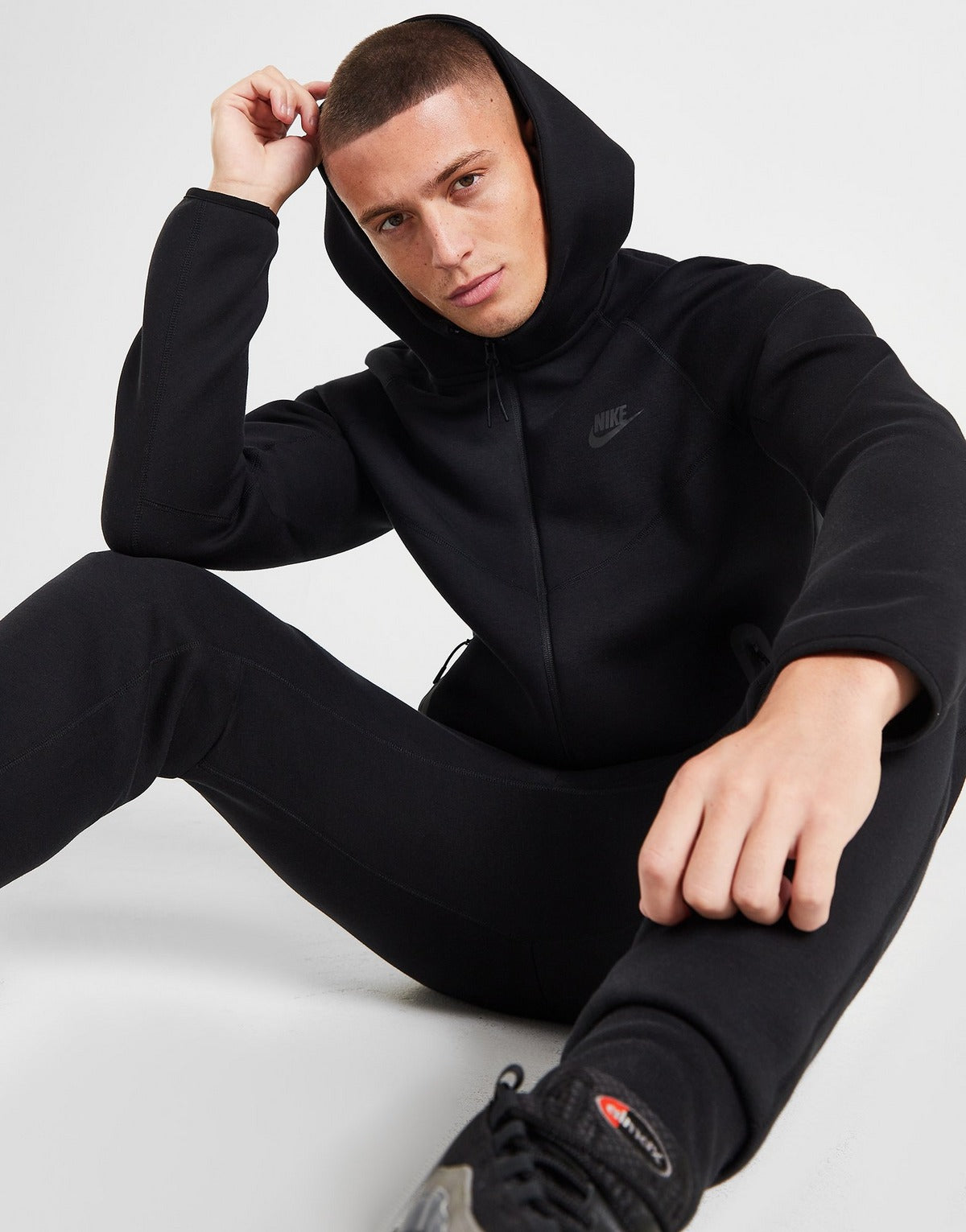 New Tech Fleece Black - prvyit